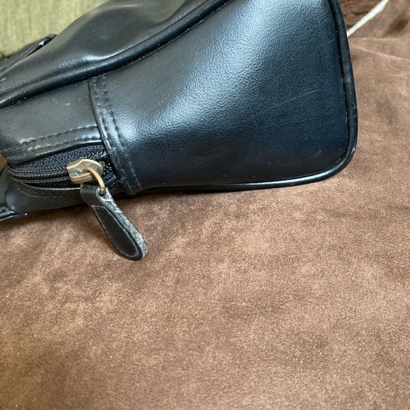 Liz Claiborne bag - Picture 8 of 10